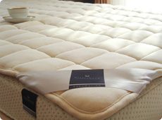 羊毛ベッドパッド